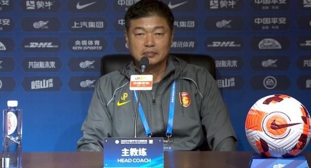在内容上，咪咕公司坚持挖掘传统文化和地区文化故事，在2021春节期间，咪咕公司与国家京剧院联合出品5G+云演播京剧《龙凤呈祥》，丰富了京剧视听方式，为Z世代人群走进国粹经典注入了活力
